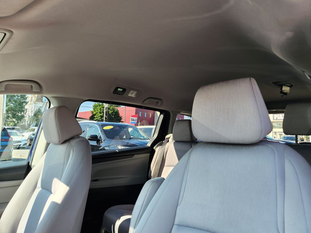 2019 Honda Odyssey EX - Photo 12
