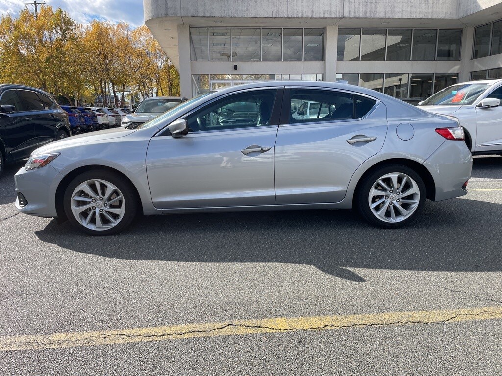 Used 2018 Acura ILX Base Sedan