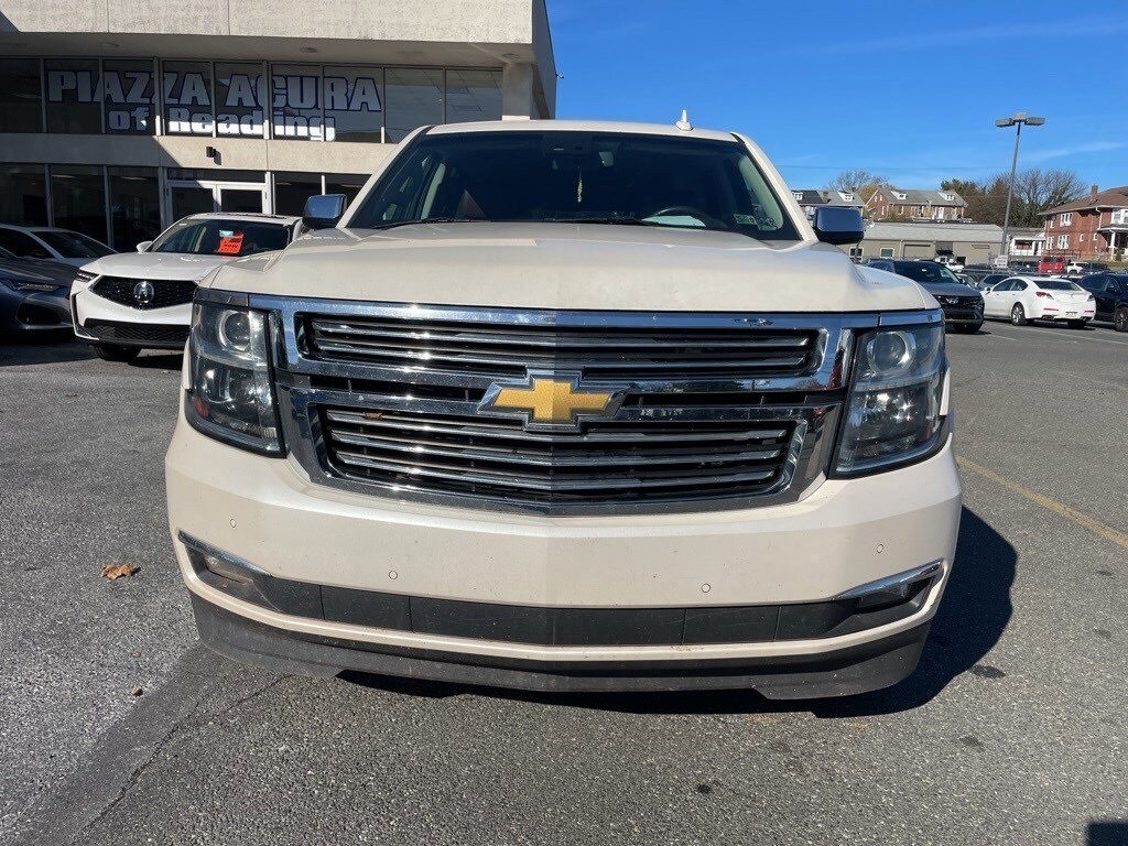 2015 Chevrolet Suburban LTZ photo 2
