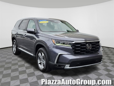 Featured Used 2025 Honda Pilot EX-L SUV for sale in Reading, PA