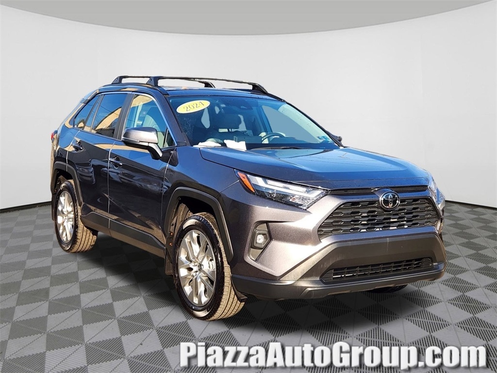 2024 Toyota RAV4 XLE Premium's photo