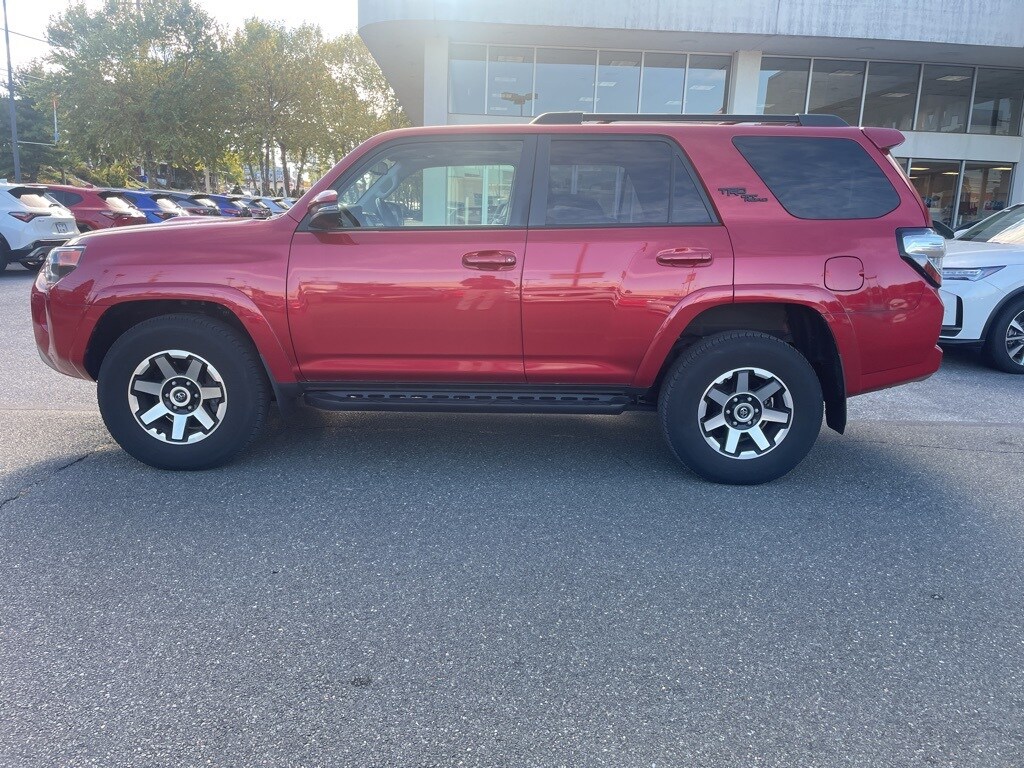 2023 Toyota 4Runner TRD Off-Road Premium photo 4