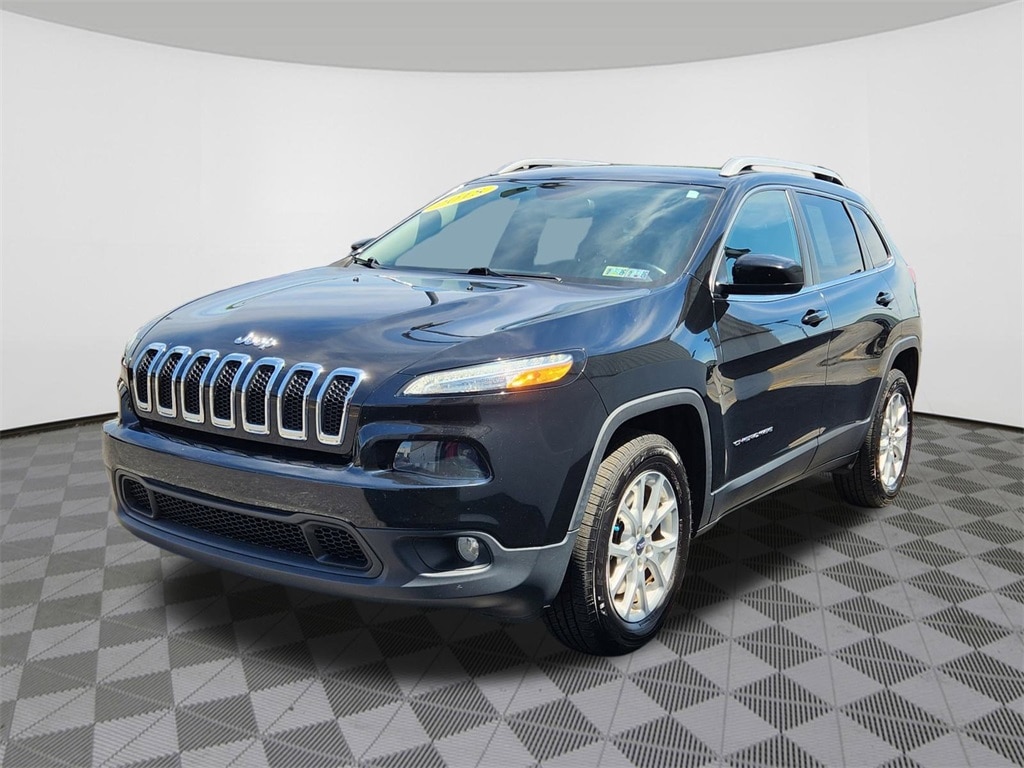 Used 2018 Jeep Cherokee Latitude with VIN 1C4PJMCB3JD578894 for sale in Reading, PA