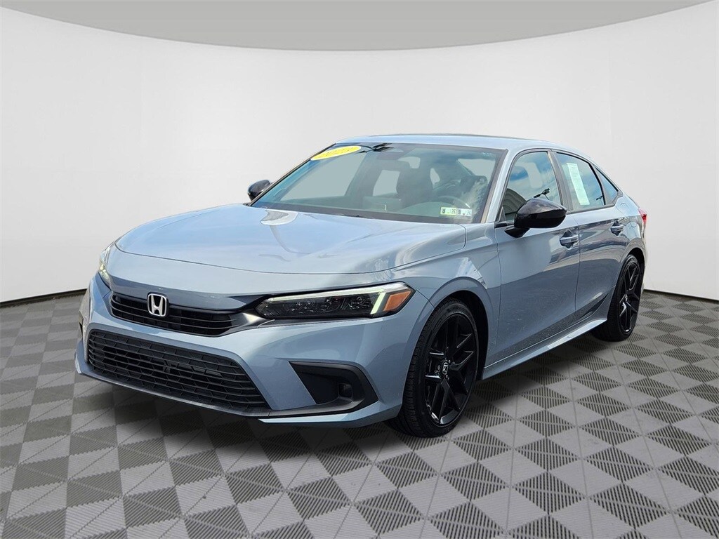 2023 Honda Civic Sport photo 2