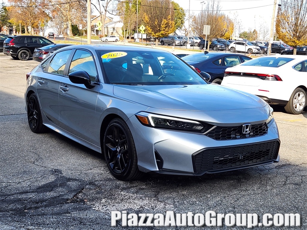 2025 Honda Civic Sport's photo