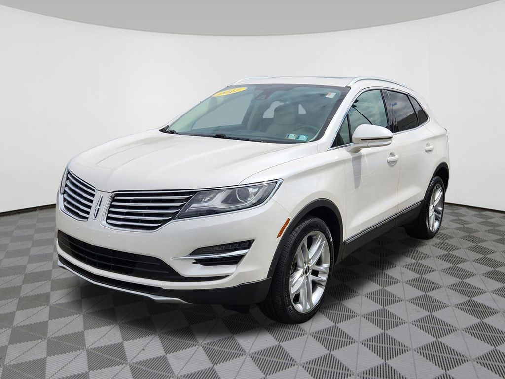 Used 2017 Lincoln MKC Reserve with VIN 5LMTJ3DH1HUL24647 for sale in Reading, PA