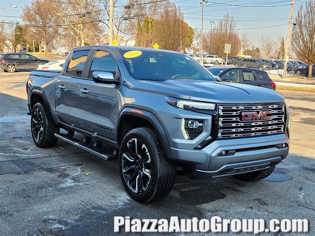 2024 GMC Canyon Denali's photo
