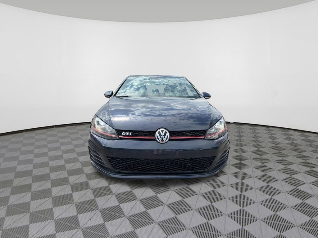 Used 2017 Volkswagen Golf GTI SE Hatchback