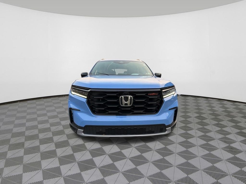 Used 2025 Honda Pilot TrailSport SUV