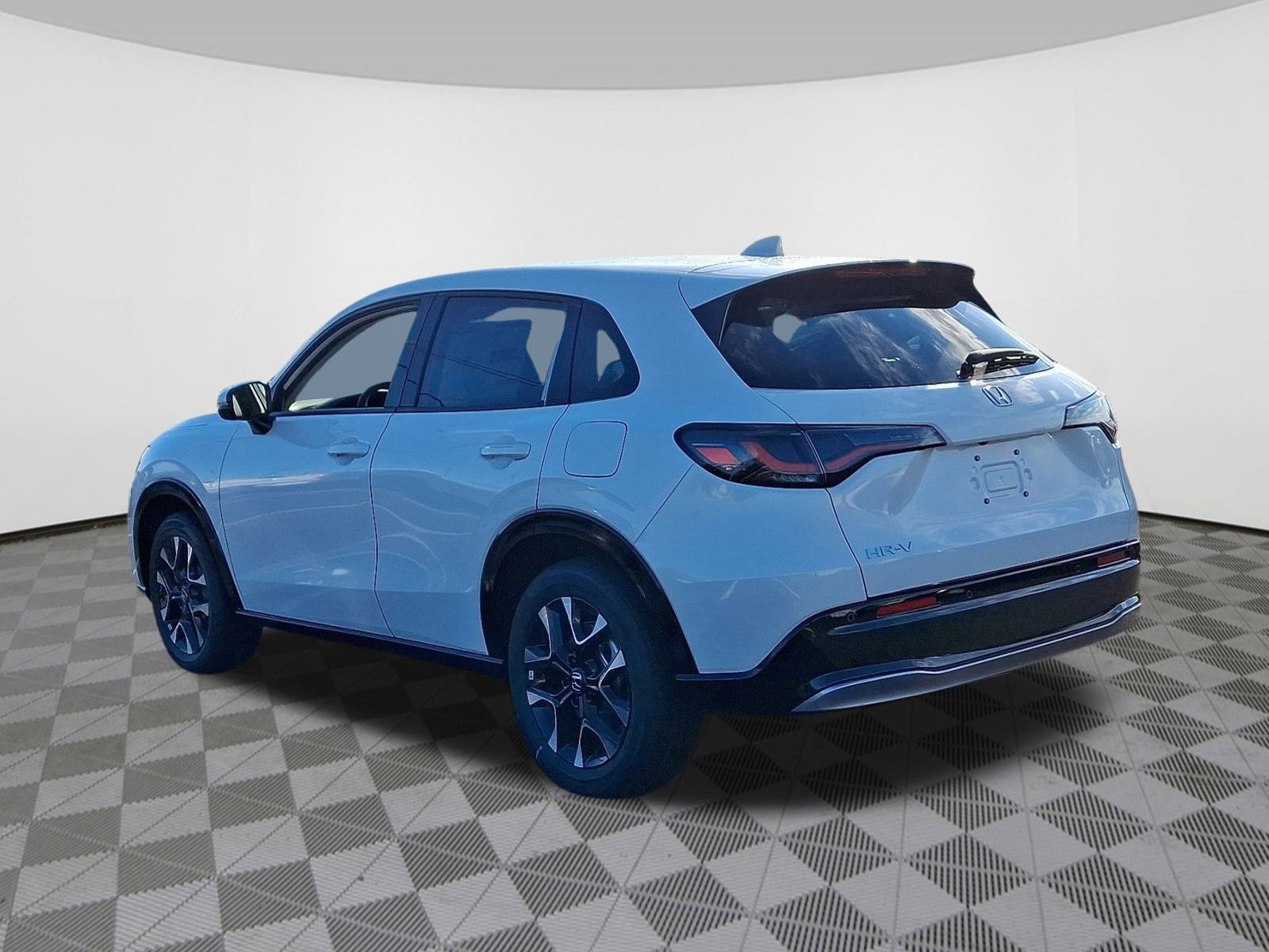 2026 Honda HR-V EX-L photo 3