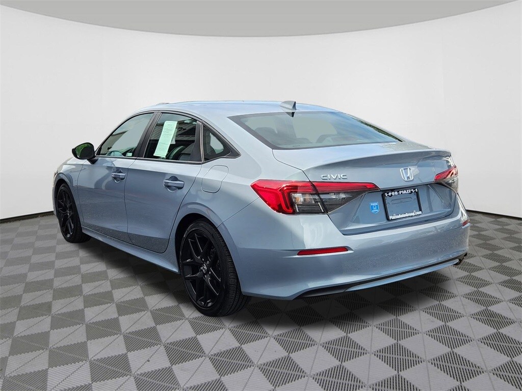 2023 Honda Civic Sport photo 3