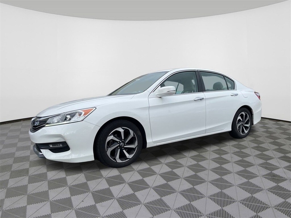 2016 Honda Accord EX-L photo 3