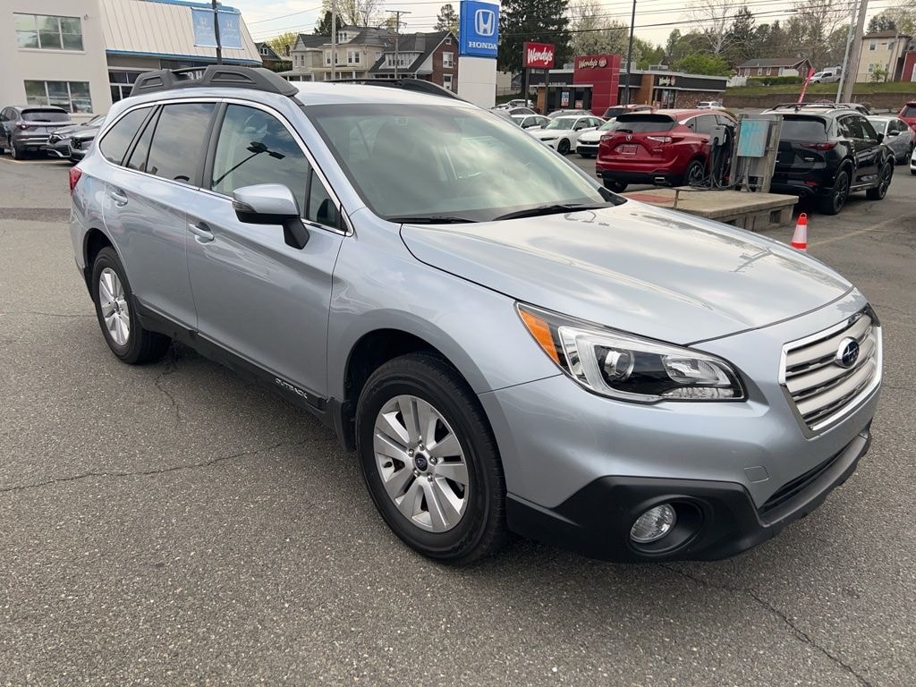 Used 2017 Subaru Outback 2.5i Premium SUV