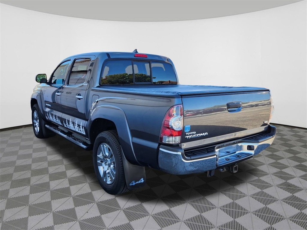 Used 2015 Toyota Tacoma Base Truck