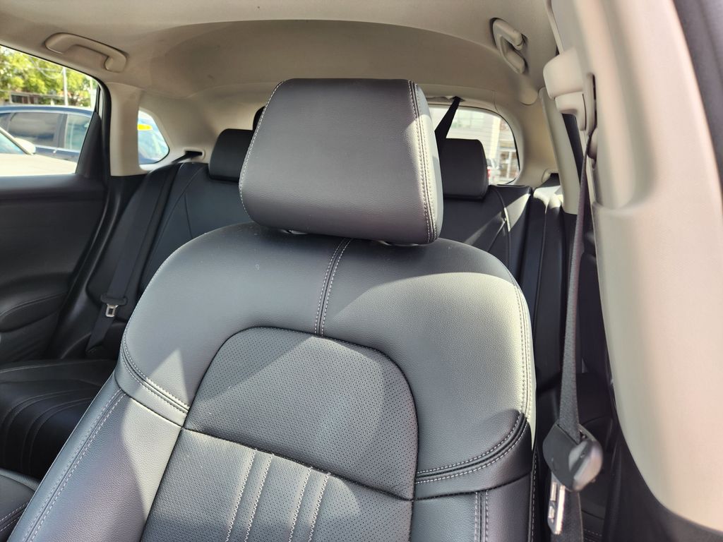 2024 Honda HR-V EX-L - Photo 11