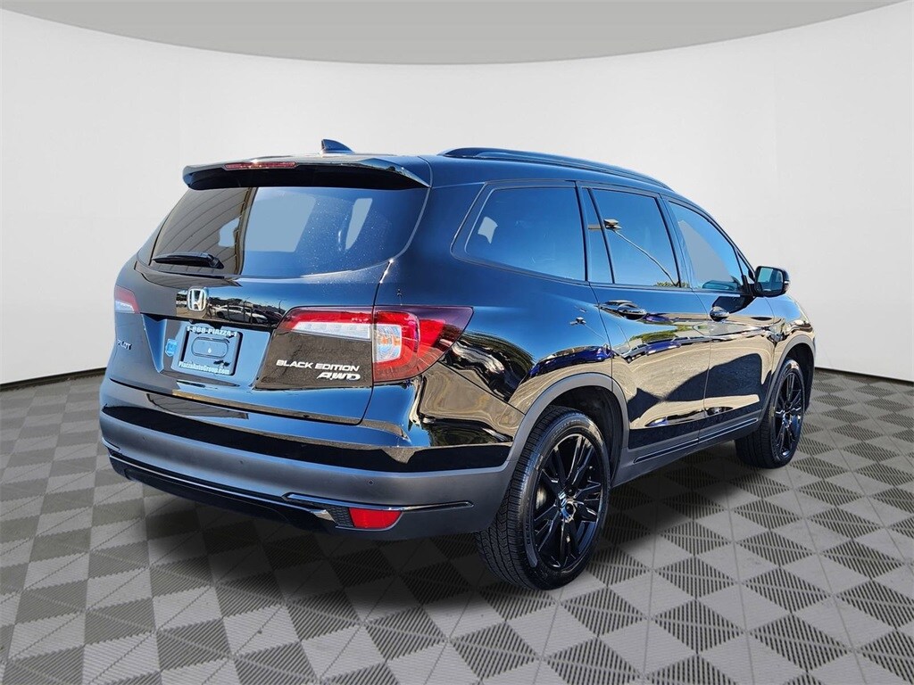 2022 Honda Pilot Black Edition photo 4