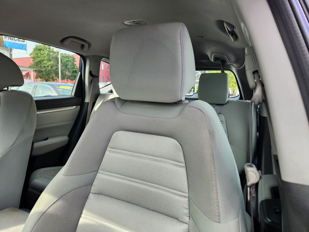 2019 Honda CR-V LX - Photo 11