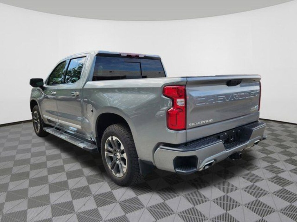Used 2024 Chevrolet Silverado 1500 High Country Truck