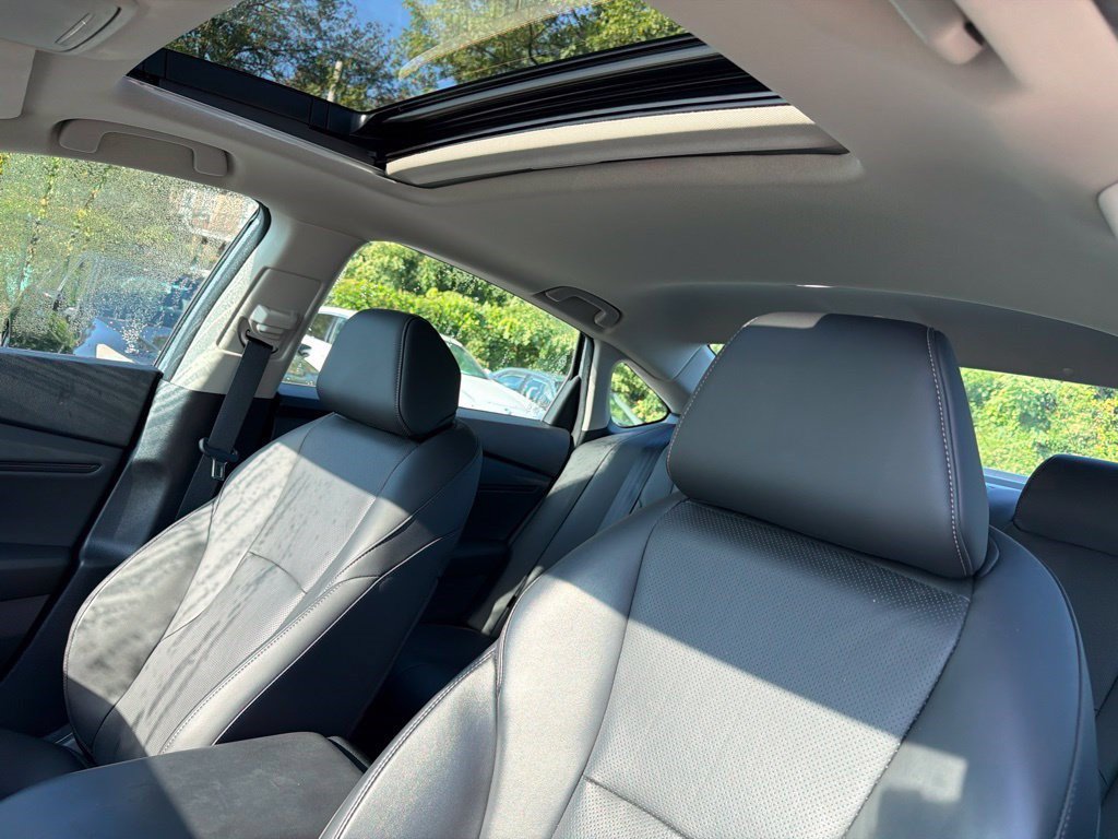 2023 Honda Accord Hybrid EX-L - Photo 10