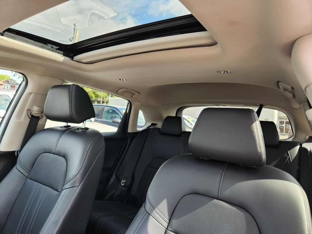 2024 Honda HR-V EX-L - Photo 12