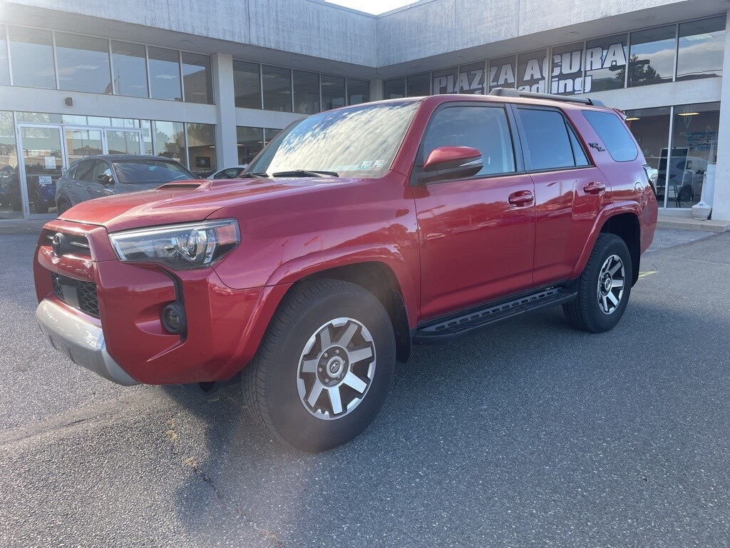 2023 Toyota 4Runner TRD Off-Road Premium photo 3