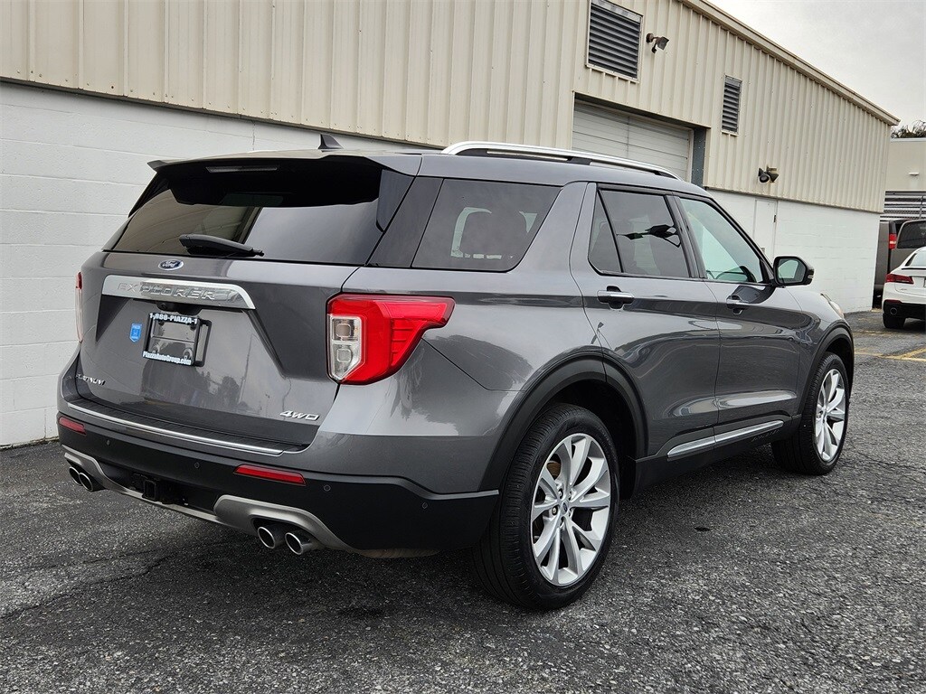 2021 Ford Explorer Platinum photo 2