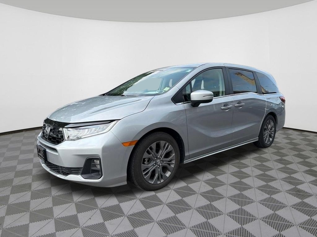 Used 2025 Honda Odyssey Touring Minivan/Van