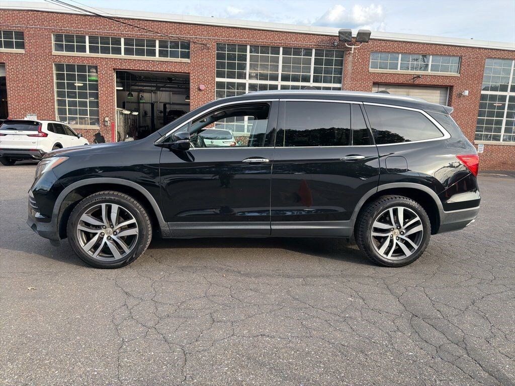 Certified 2018 Honda Pilot Touring SUV