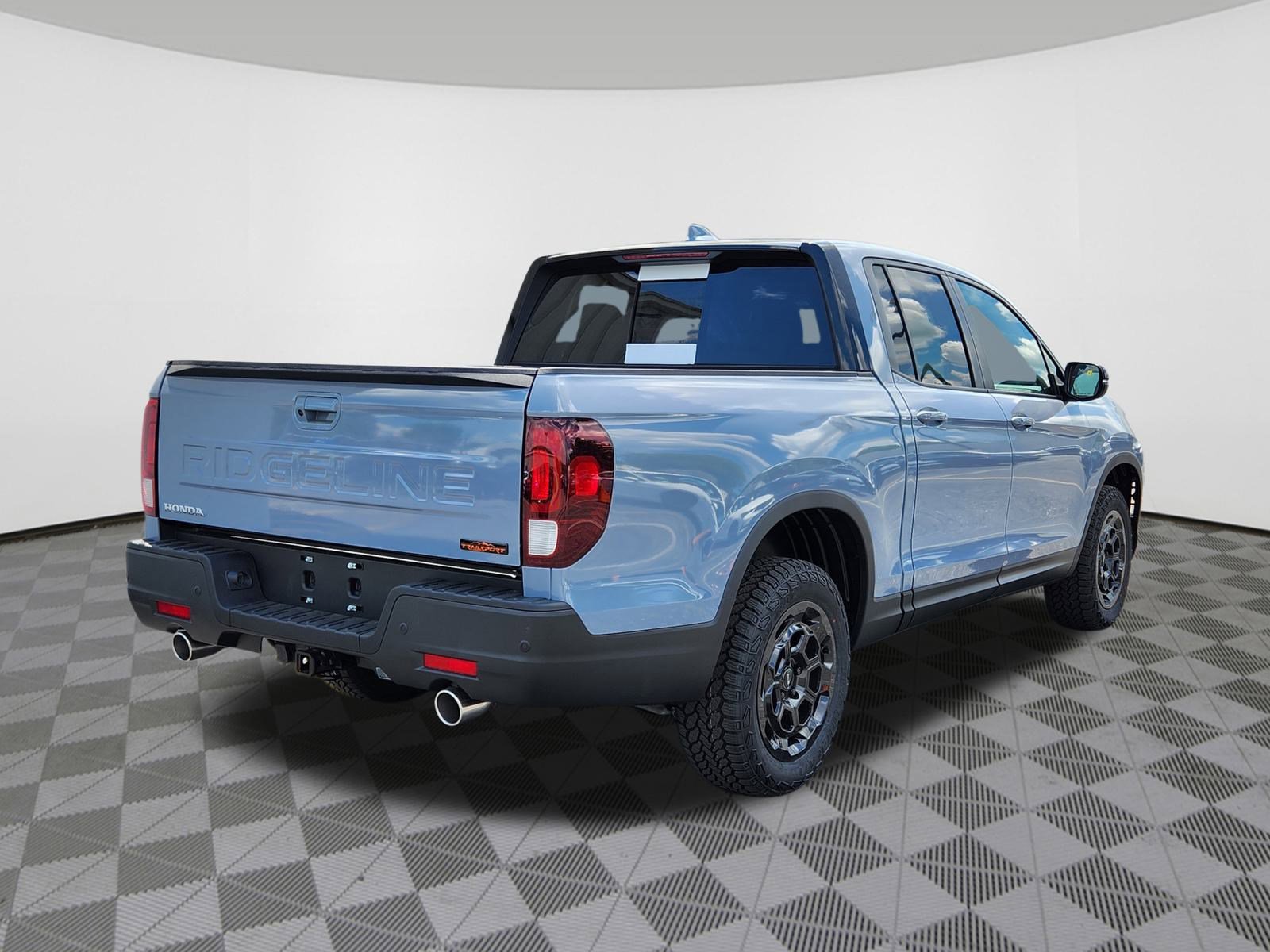 2025 Honda Ridgeline TrailSport photo 4