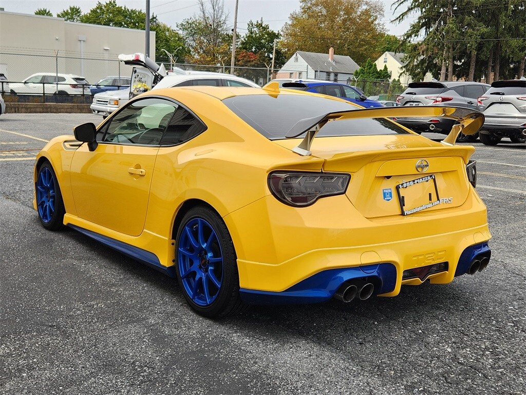 2015 Scion FR-S photo 3