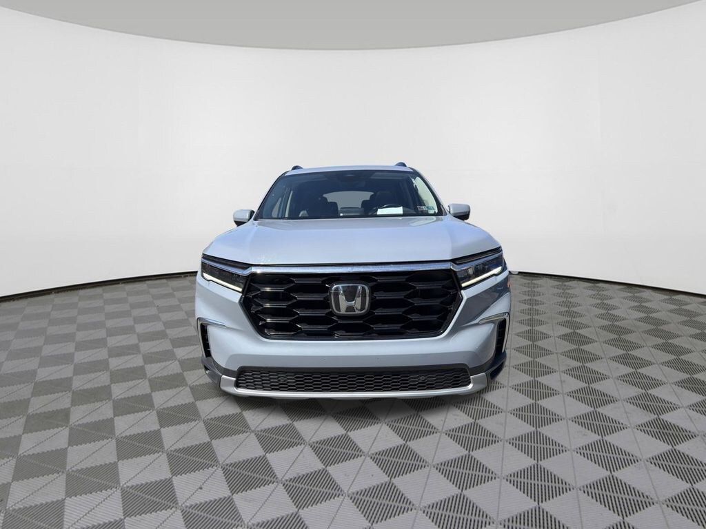 Used 2023 Honda Pilot Touring SUV