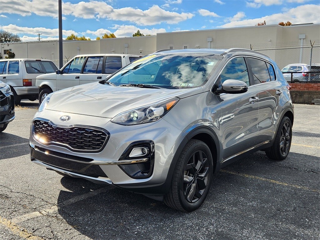 2020 Kia Sportage S photo 2