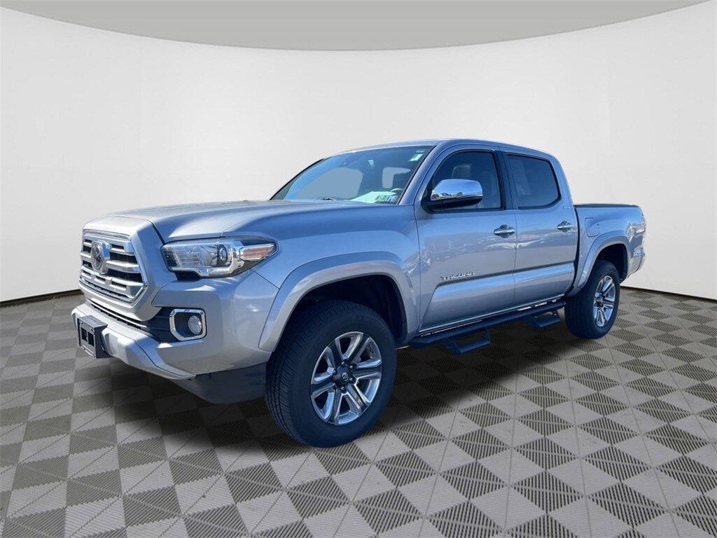 2019 Toyota Tacoma Limited V6 photo 3