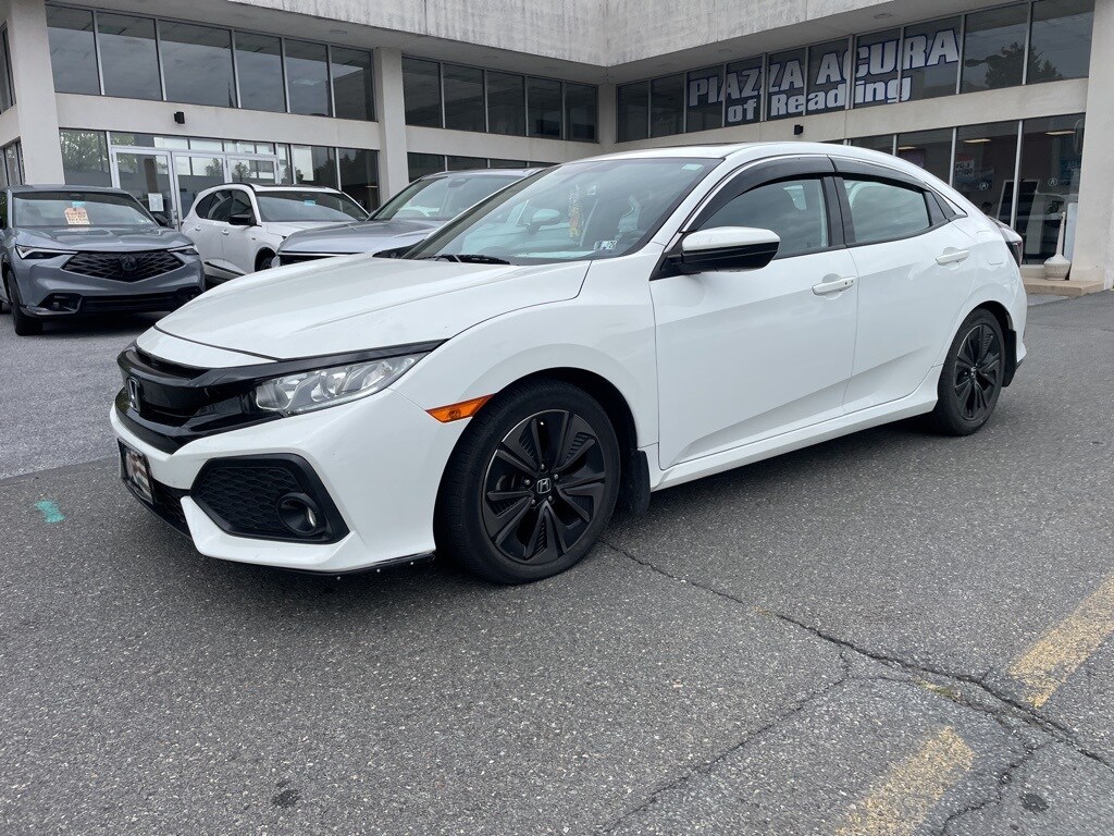 2017 Honda Civic EX-L Hatchback photo 2