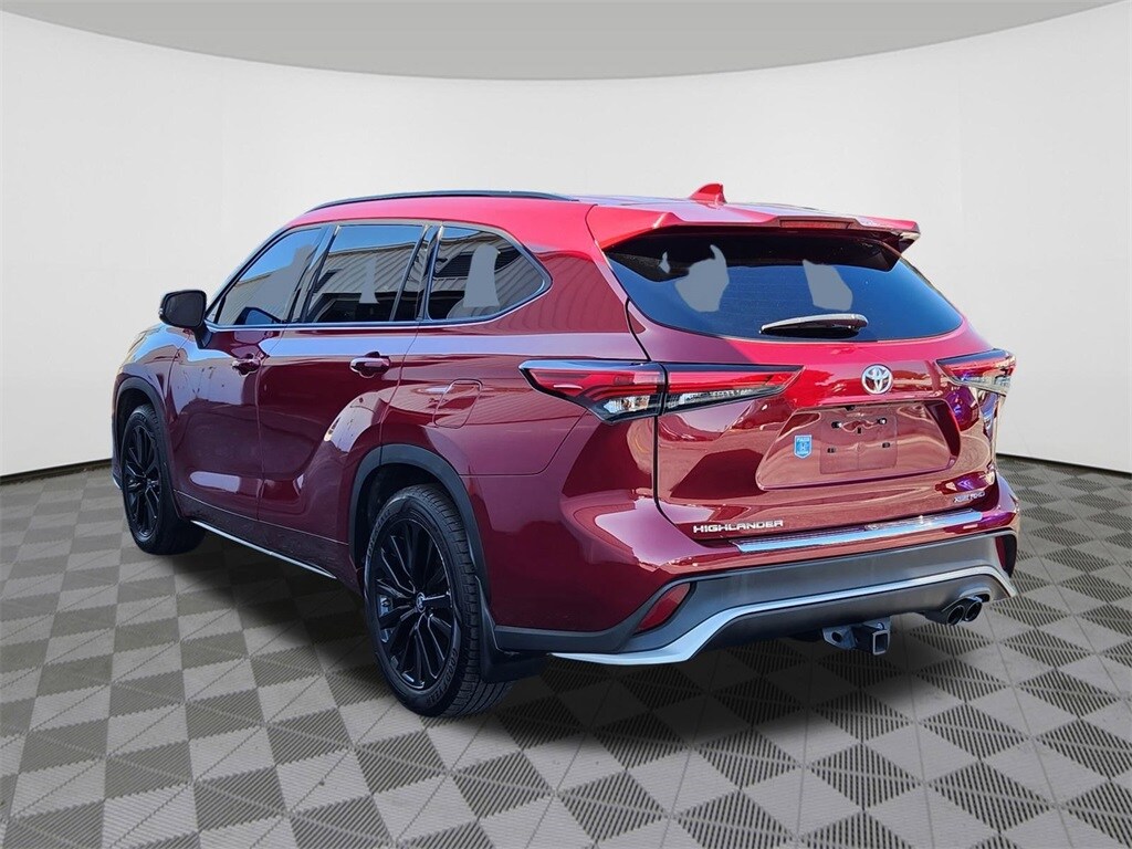 2023 Toyota Highlander XSE photo 3
