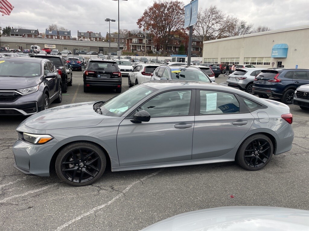 2025 Honda Civic Sport photo 4