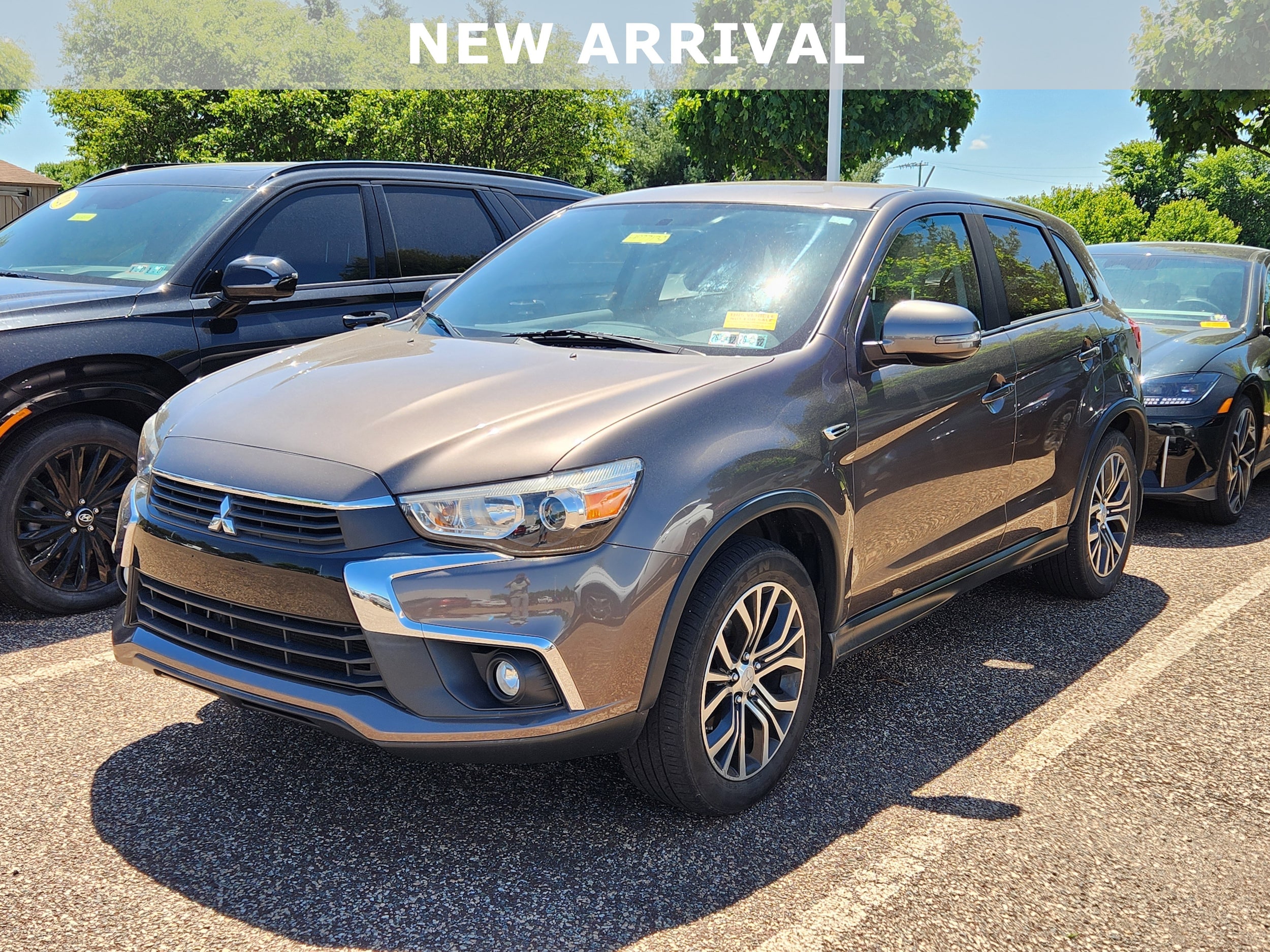 2016 Mitsubishi Outlander Sport 2.4 SE AWC CVT's photo