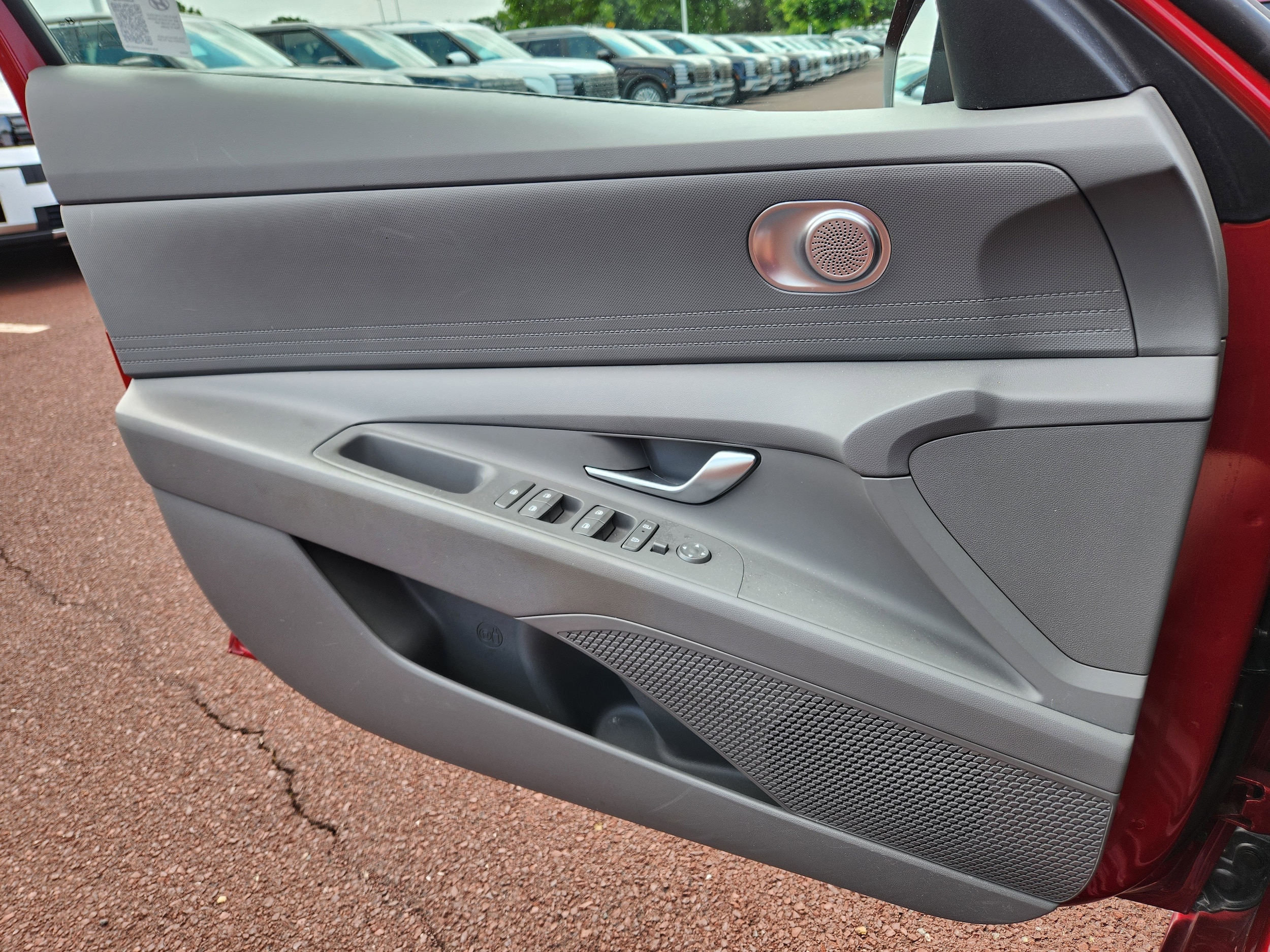 2024 Hyundai Elantra SEL - Photo 24