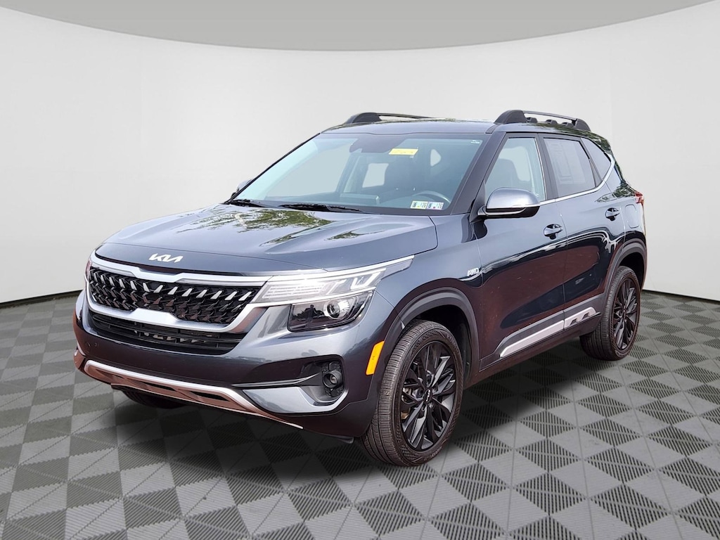 Used 2023 Kia Seltos Nightfall SUV