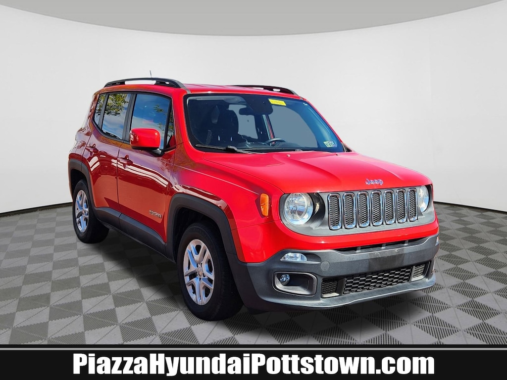 Used 2017 Jeep Renegade Latitude FWD SUV