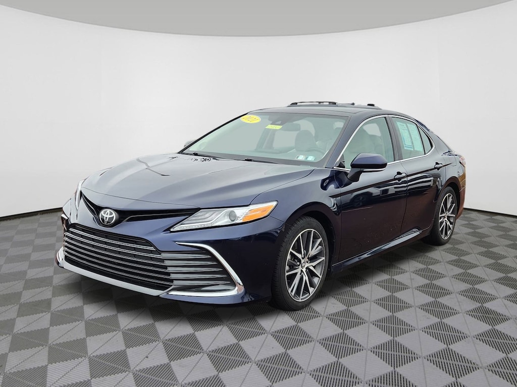 Used 2021 Toyota Camry XLE Sedan
