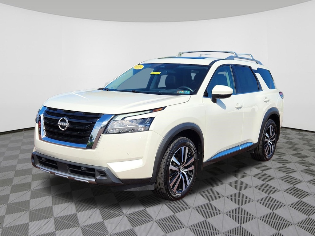 Used 2024 Nissan Pathfinder Platinum SUV