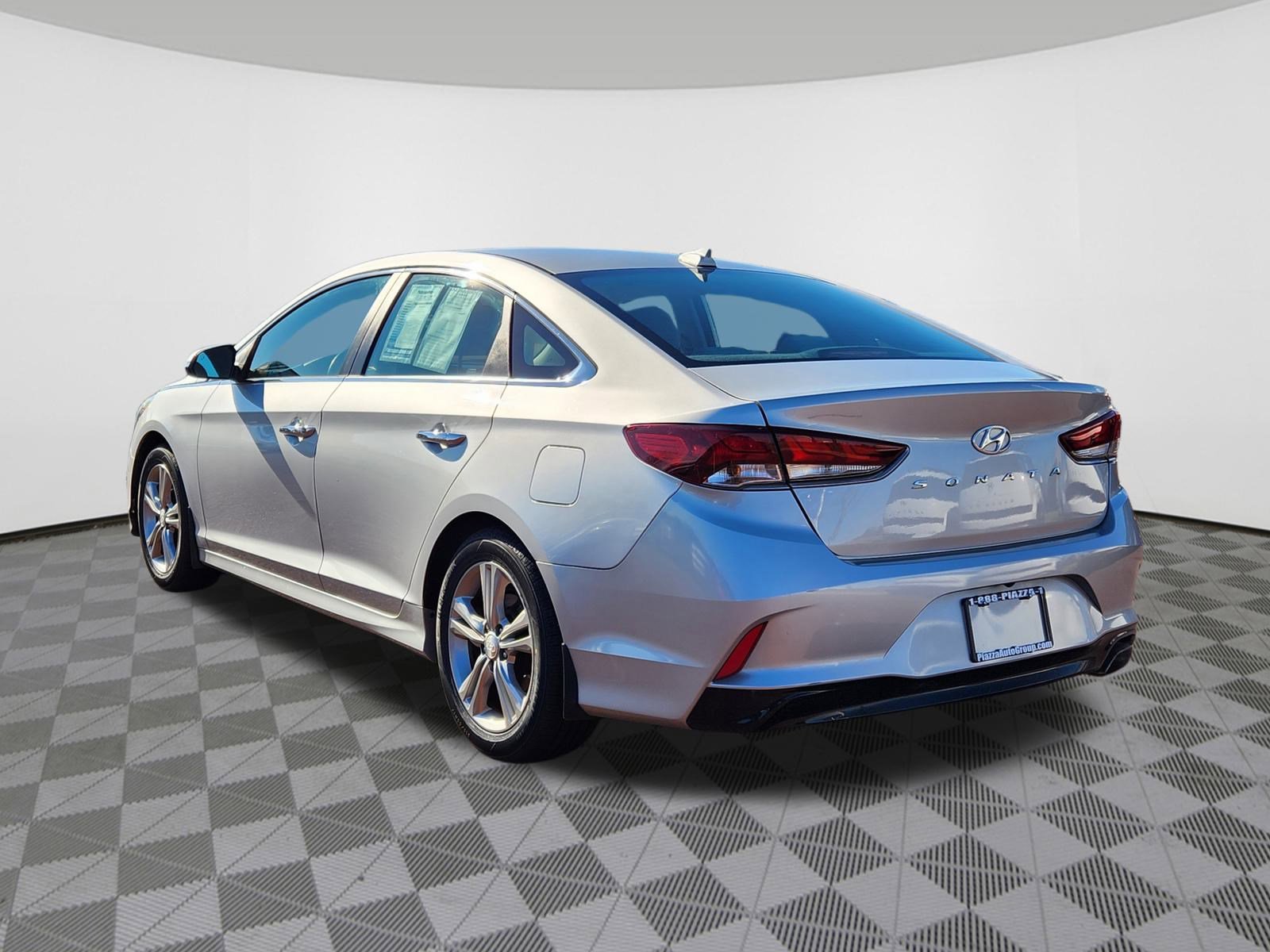 2018 Hyundai Sonata SEL photo 4