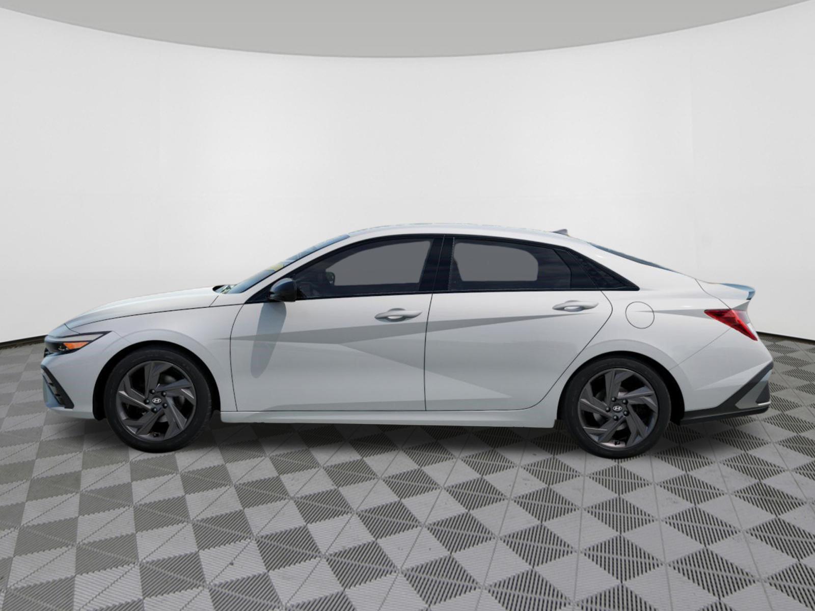New 2026 Hyundai Elantra SEL Sport Plus Sedan