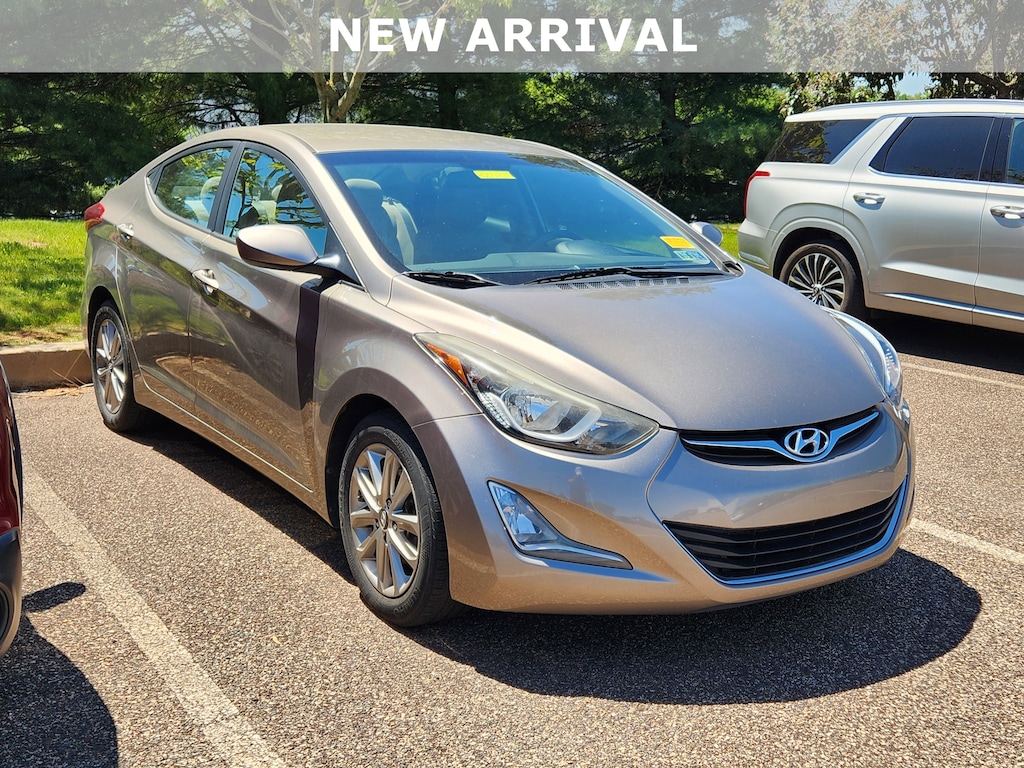 Used 2014 Hyundai Elantra SE Sedan