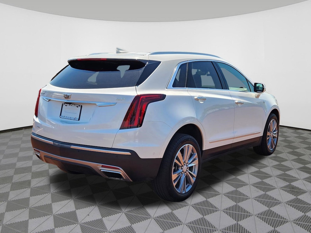 Used 2024 CADILLAC XT5 Premium Luxury SUV