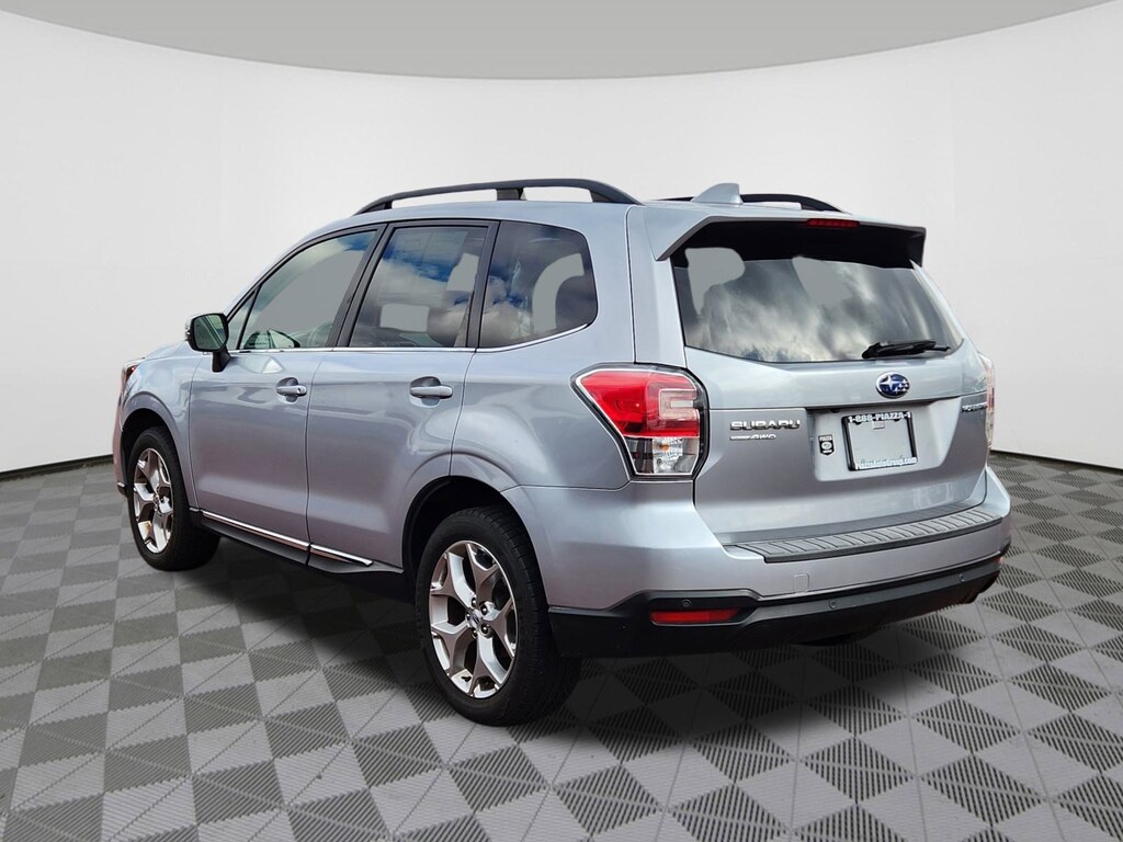 Used 2018 Subaru Forester 2.5i Touring SUV