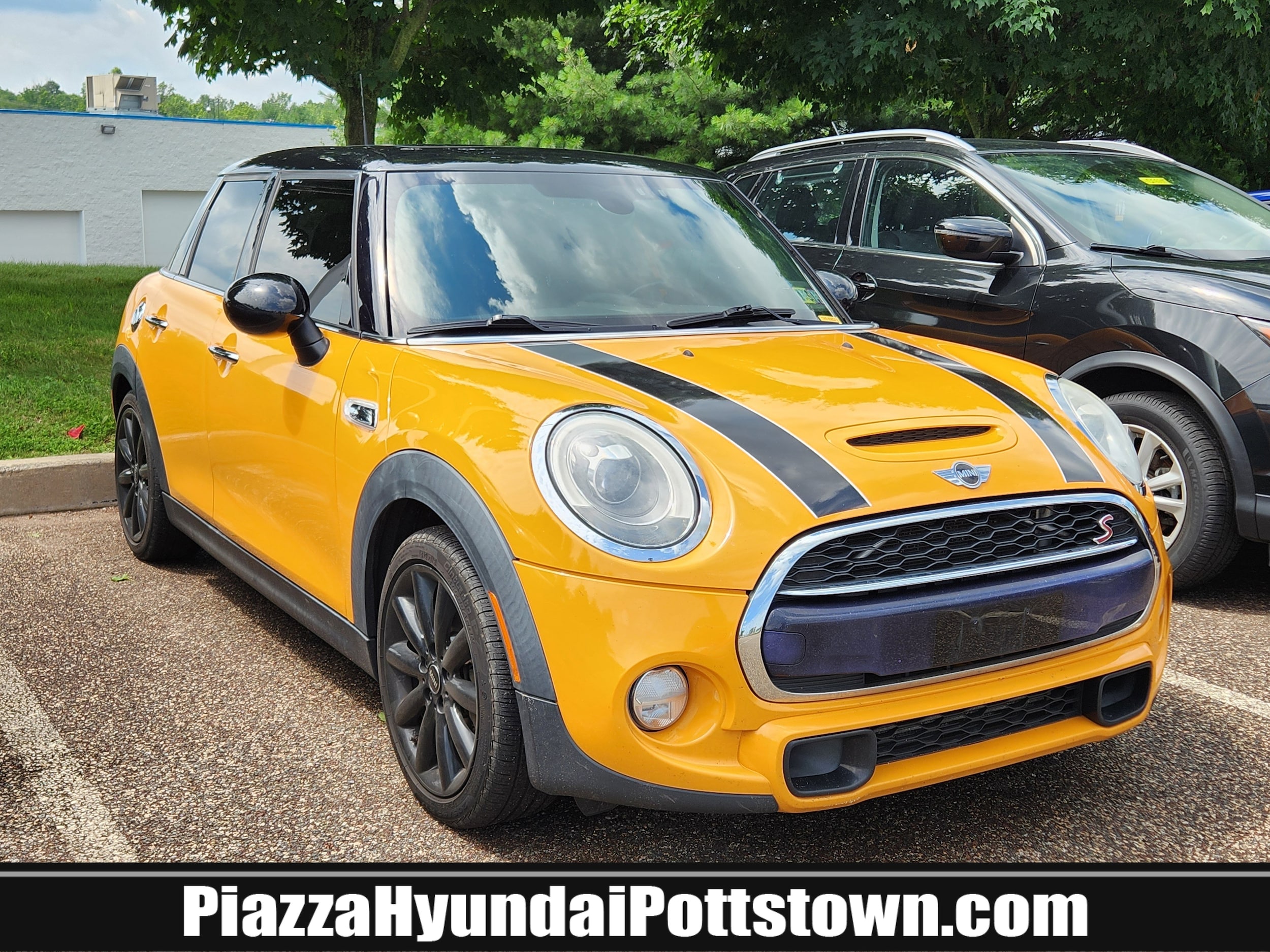 2015 MINI Cooper S's photo