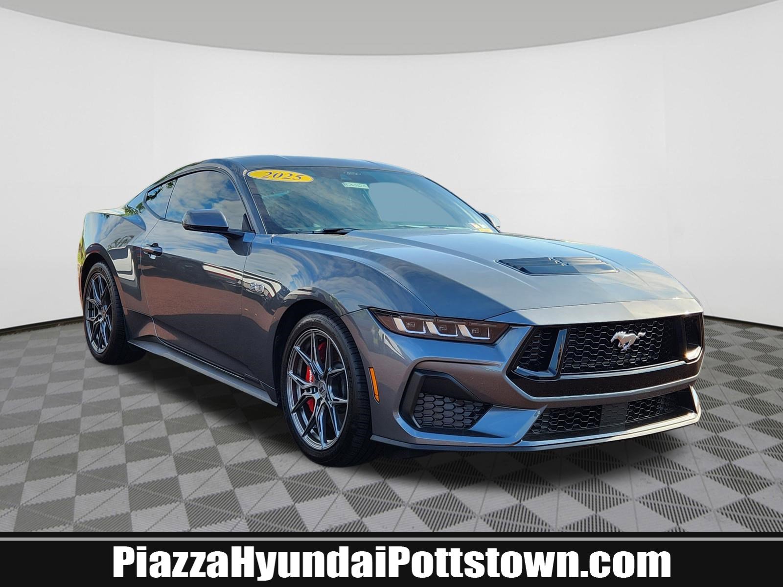 2025 Ford Mustang