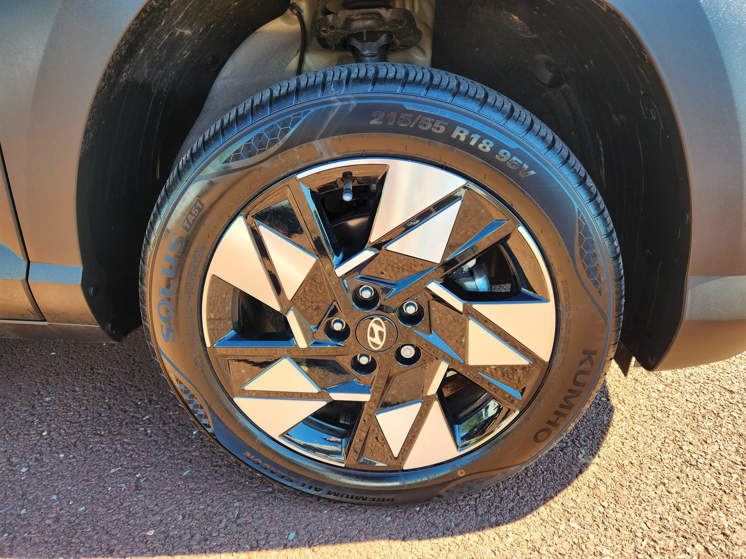 2025 Hyundai Kona SEL Convenience - Photo 7
